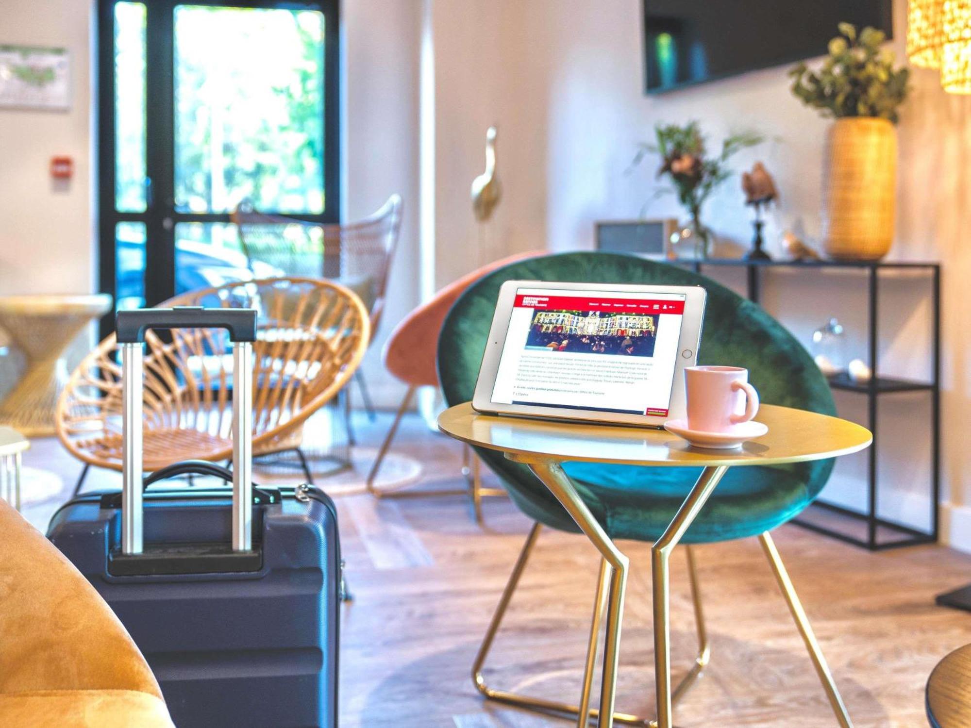 Отель Ibis Styles Rennes Cesson Экстерьер фото
